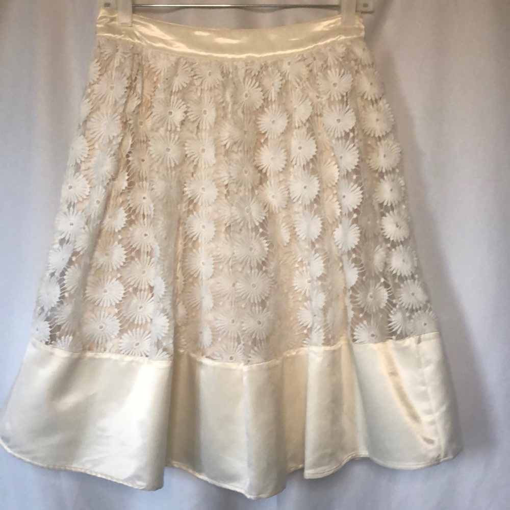 RYU cream and light gold layered crochet floral flared skirt. Size Small.